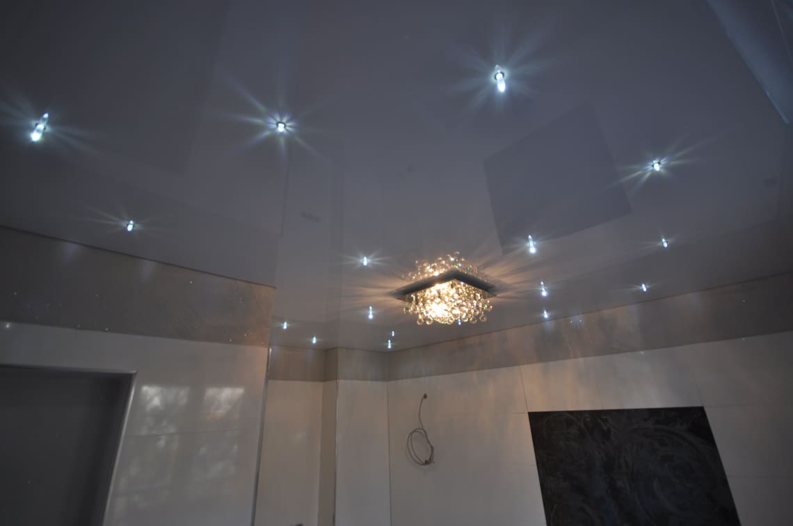 Lackspanndecke Bad Swarovski LED kaltweiss Sternenhimmel 