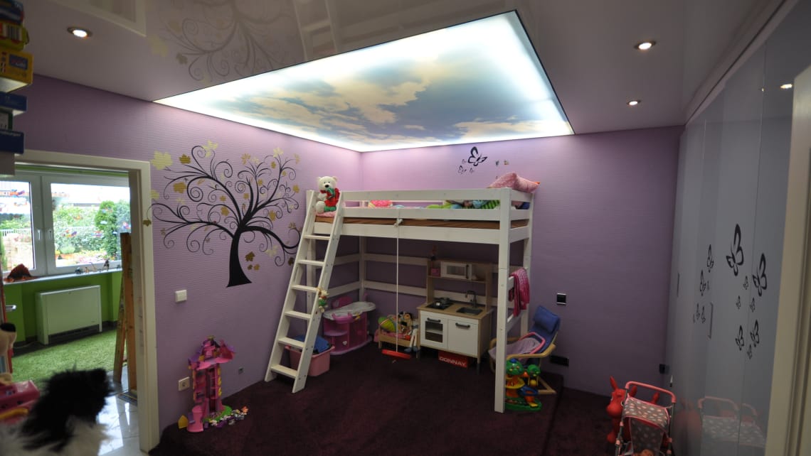 Lackspanndecke Kinderzimmer Lichtdecke LED Spanndecke