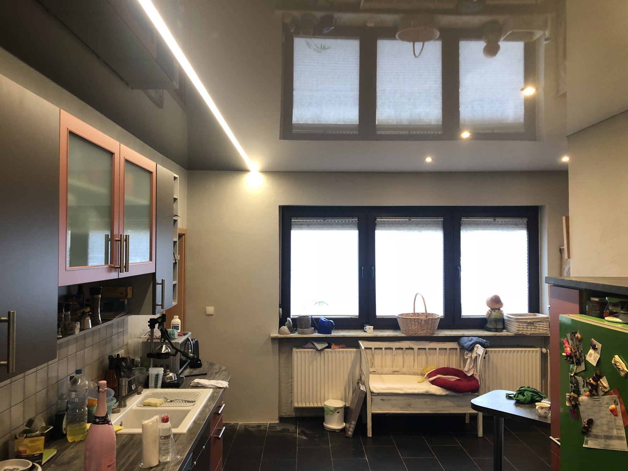 Lackspanndecke Kueche LEDlichtleiste